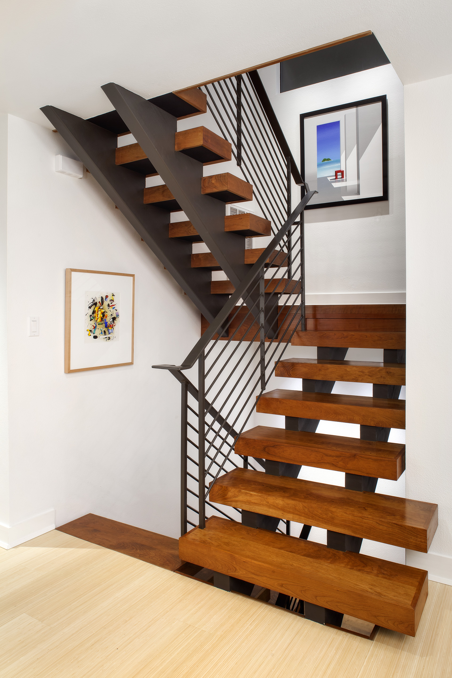 A19 SLEEK, CONTEMPORARY stair